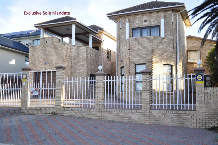 5 Bedroom Property for Sale in Ferreira Town Eastern Cape